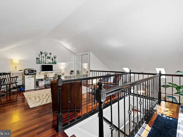 31 Iron Mill Garth — Photo 34