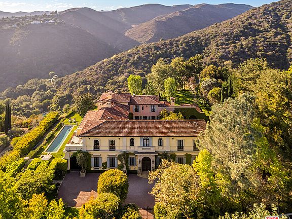 2nd image of 12721 Chalon Rd