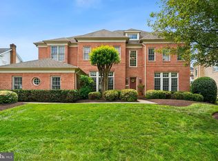 8337 Roxborough Loop, Gainesville, VA 20155