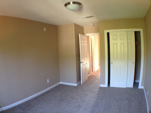 5th image of 3307 Branch St
