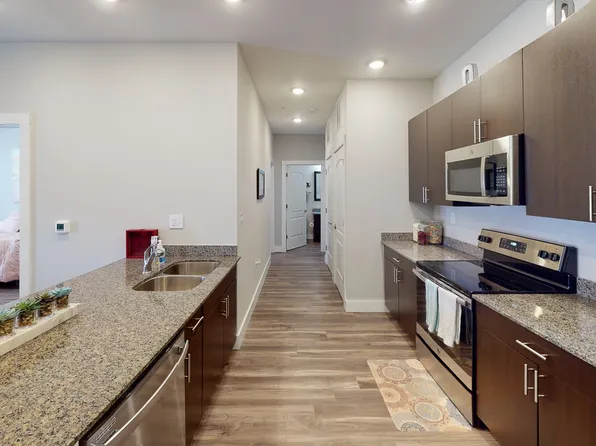 The Quarters Bloomington