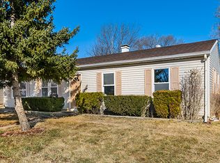 516 Amherst Ave, Romeoville, IL 60446