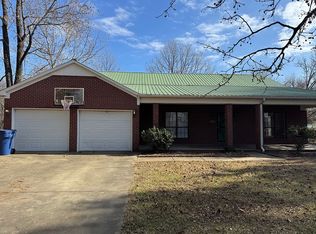 2177 Lawrence Brothers Rd, Batesville, MS 38606