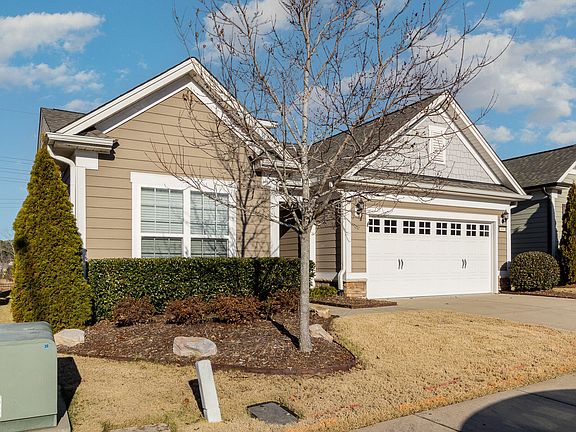 2nd image of 2602 Bloomsbury Manor Dr