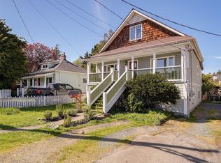 506 Gore St, Esquimalt, BC