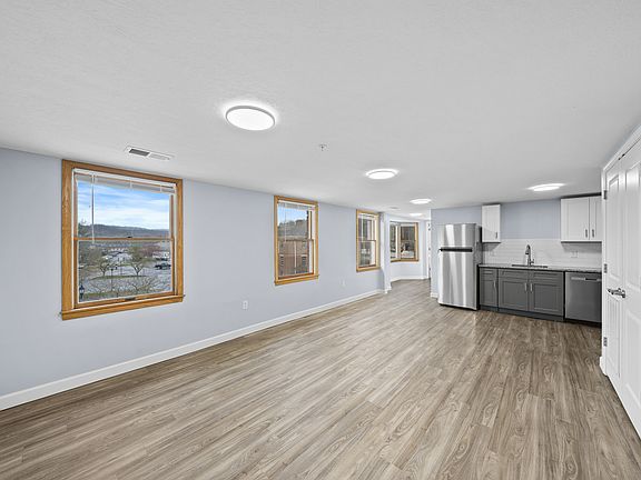 2nd image of 1735 Merriman Rd #301