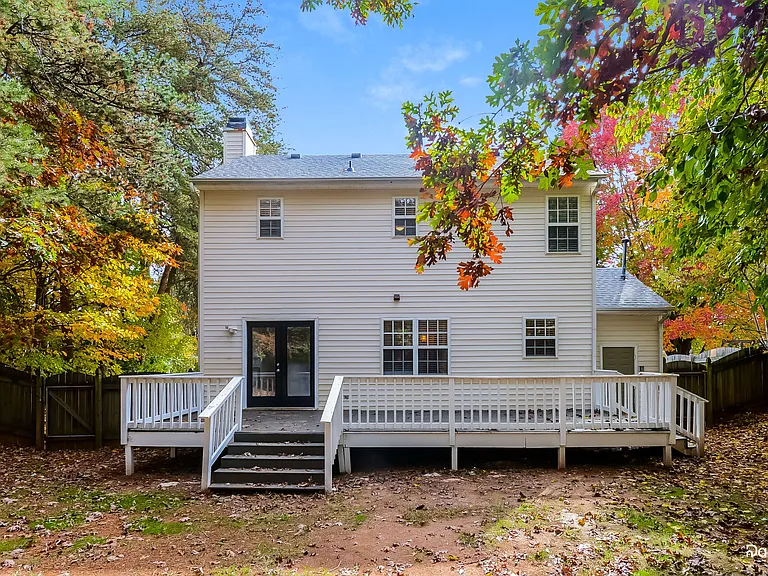 7000 Taunton Dr — Photo 15