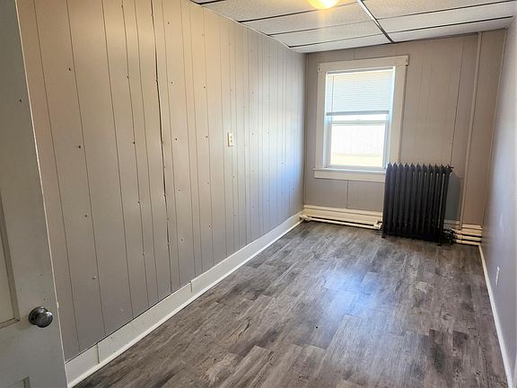 5th image of 105 E Lincoln Ave #5