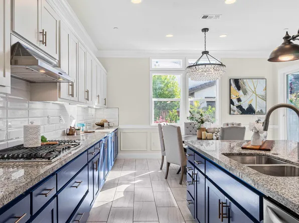 910 Puma Way, Gilroy, CA 95020