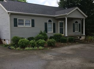 404 W Fernwood Rd, Simpsonville, SC 29681