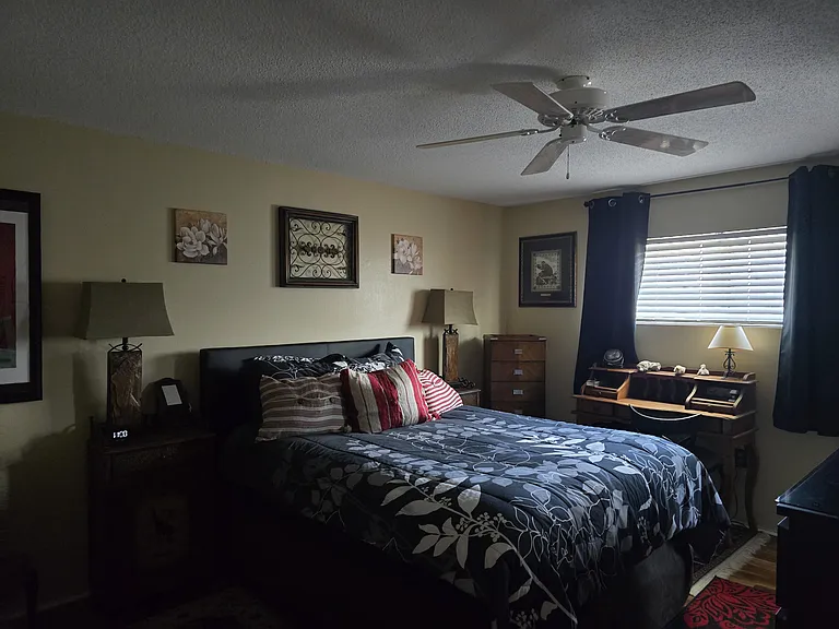 409 Manatee Ct #202 — Photo 4