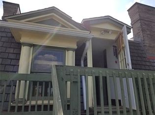 6327 Walnut St #2, Pittsburgh, PA 15206