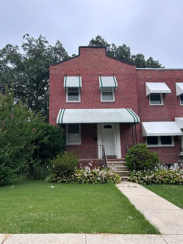 8675 Oak Rd Photo 1