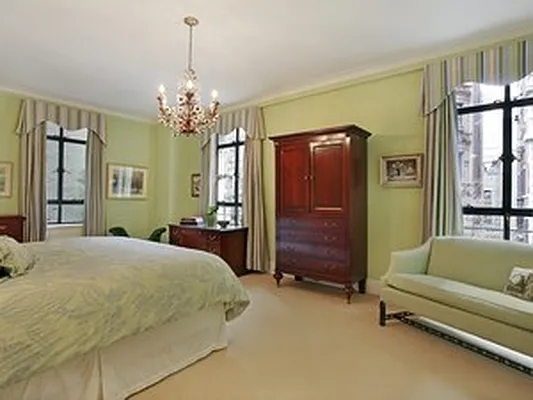 Sold by Corcoran | media 18