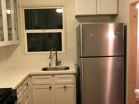 Stainless steel appliances 
Plenty of storage