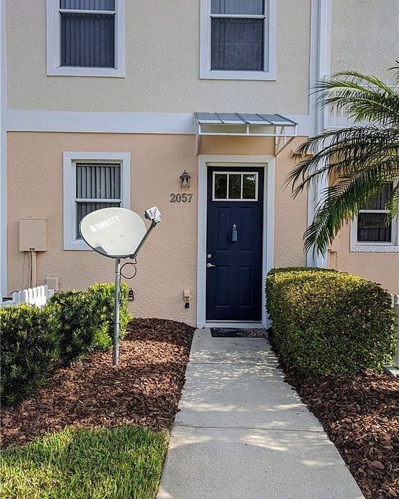 1st image of 2057 Grand Oak Dr
