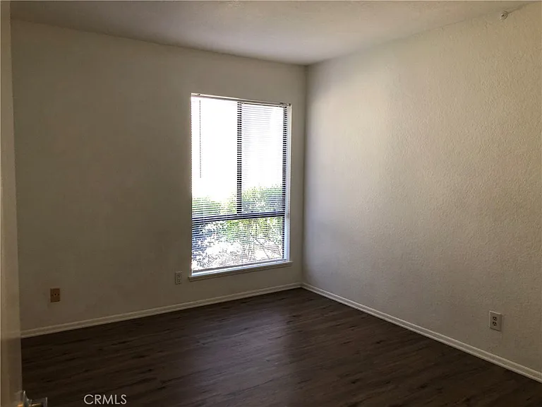 25951 Orbita — Photo 29