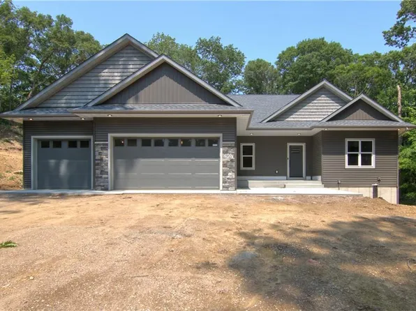 1907 Deepwood Court, Eau Claire, WI 54703