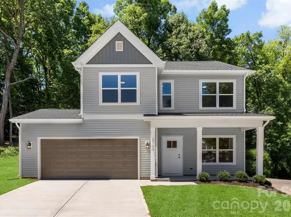 2100 Congress Ct, Kannapolis, NC 28083