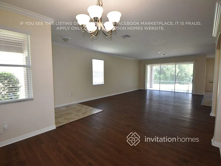 1423 Tahoe Springs Ct — Photo 5