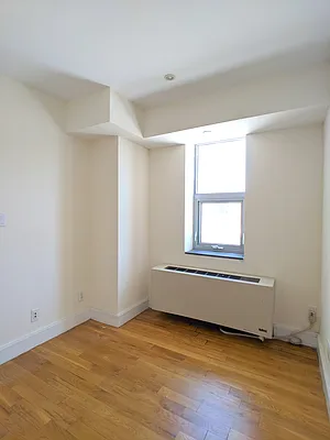 Rented by Mirador Real Estate | media 25