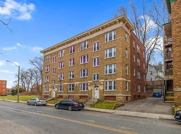 4th image of 236-240 Locust St