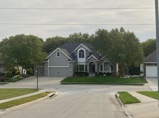 11917 S 47th St, Papillion, NE 68133