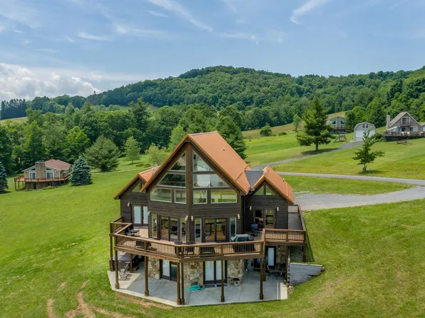 105 Meadow Ct, Oakland, MD 21550