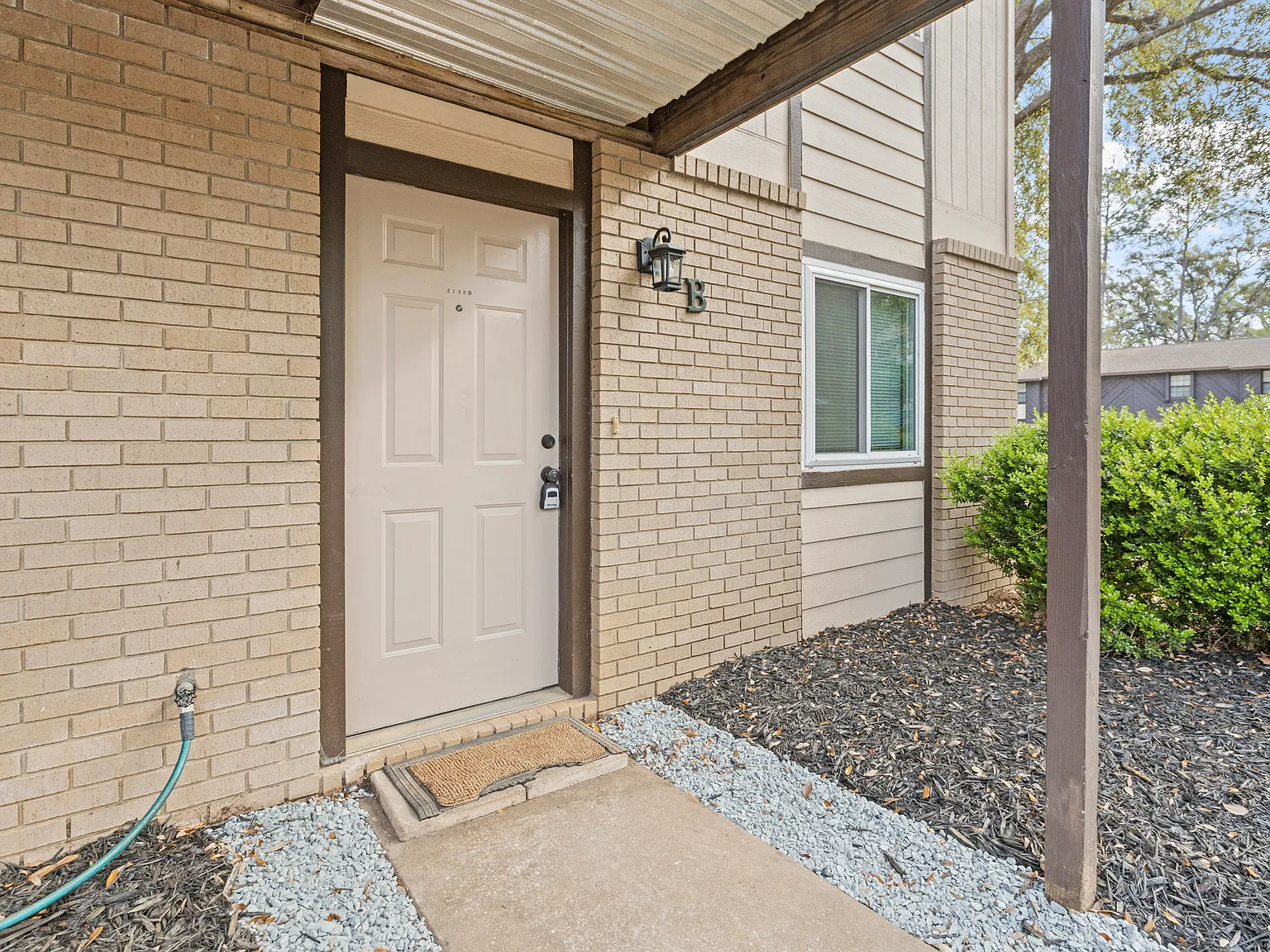 2 bed, 850 sqft, $1,250 — Photo 4