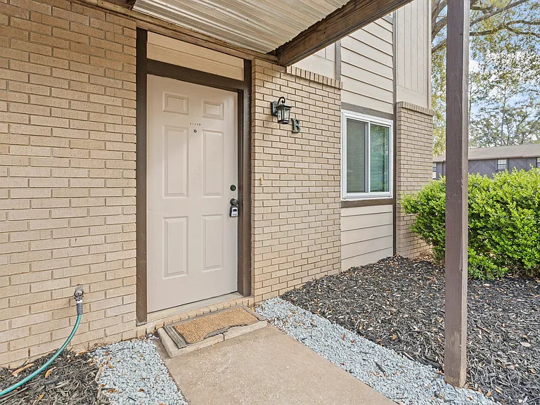 2150 Corinne St #B — Photo 4