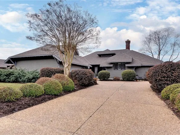 105 Roger Smith, Williamsburg, VA 23185