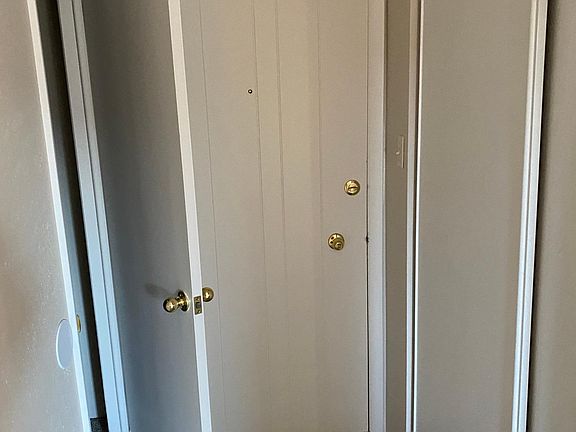 3rd image of 252 N Pennsylvania St APT 505