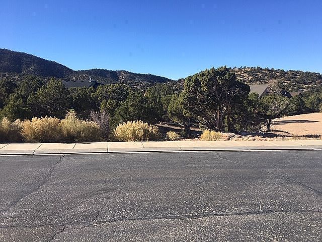 1st image of 1086 E Smokey Trail Way