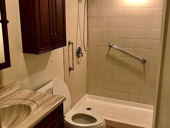 3rd image of 110A Anderson Dr