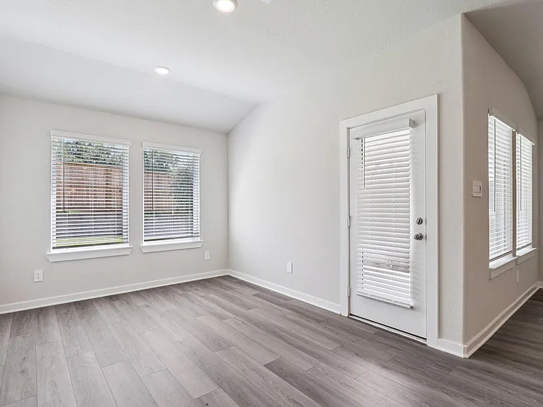 1522 Copeland Dr — Photo 10