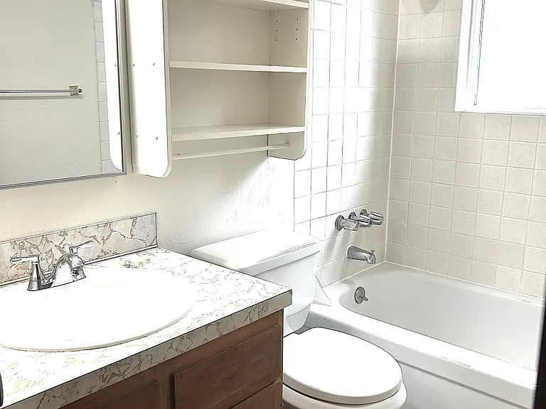 17160 Avondale Way NE #10 — Photo 11