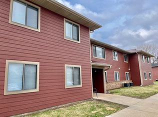 1002 Elm St #106, Vermillion, SD 57069