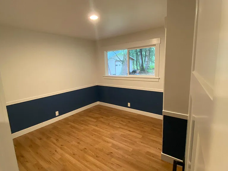557 Waynes Ridge Cir — Photo 16