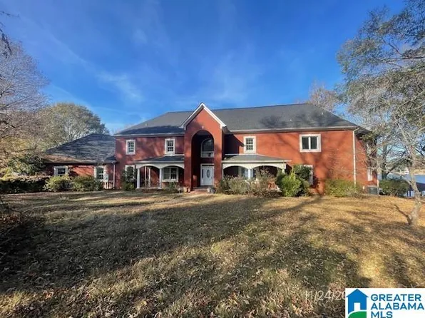 234 Henderson Ln, Talladega, AL 35160