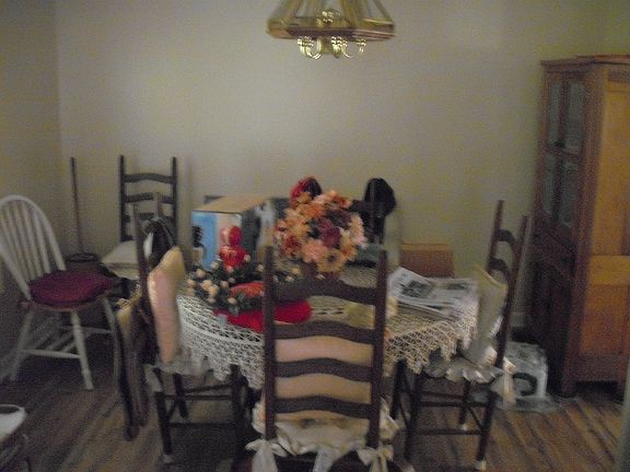 4th image of 20 Brentwood Pl