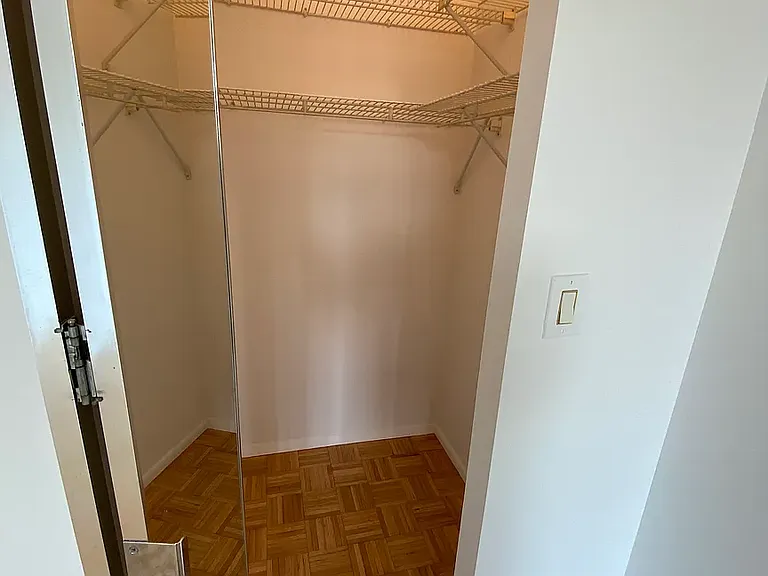 200 Rector Pl #9C — Photo 15