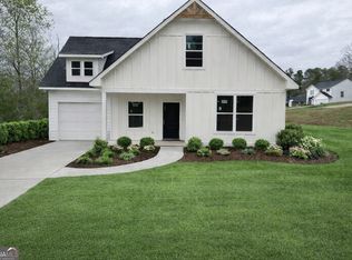 123 Duck Walk Way, Hogansville, GA