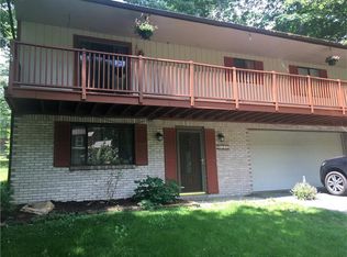 121 N Locust Dr, Jeannette, PA