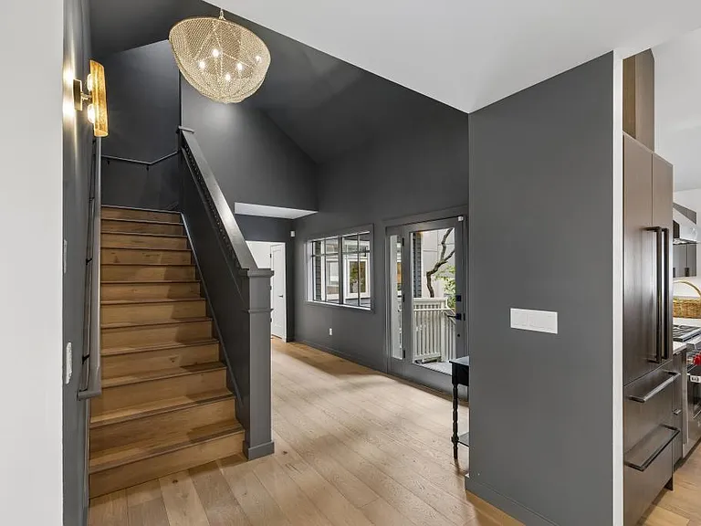 5932 California Ave SW #B — Photo 17