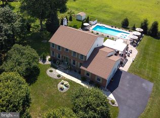 3 Aqua Ter, Hamilton, NJ 08620