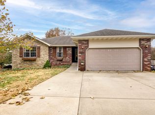 853 S Jonathan Ave, Springfield, MO 65807