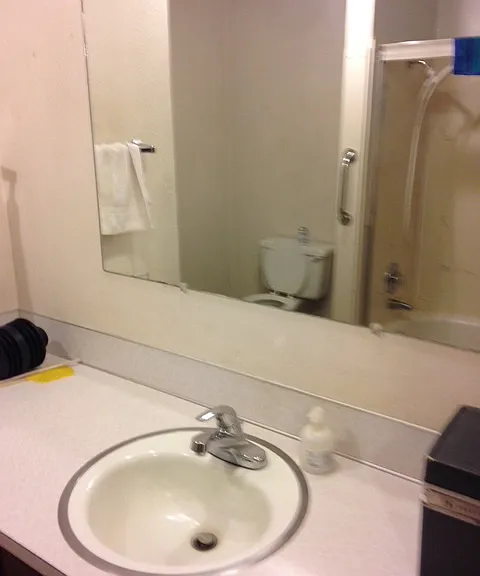 1562 Mill St SE #1562 — Photo 4