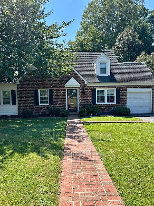 2 bed, 2.0 bath, 1703 sqft, $2,000 — Photo 1