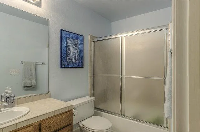 453 Cork Harbour Cir — Photo 7