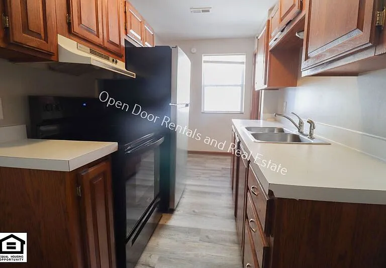 236 S Grant St #D — Photo 5